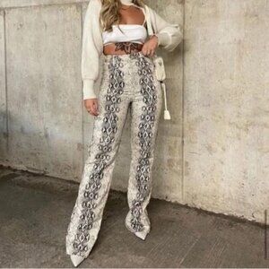 ZARA The 90s Wide Leg White Snake High Rise Jeans Cream Charcoal Women's Size 8